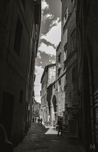 An Alley in Italy